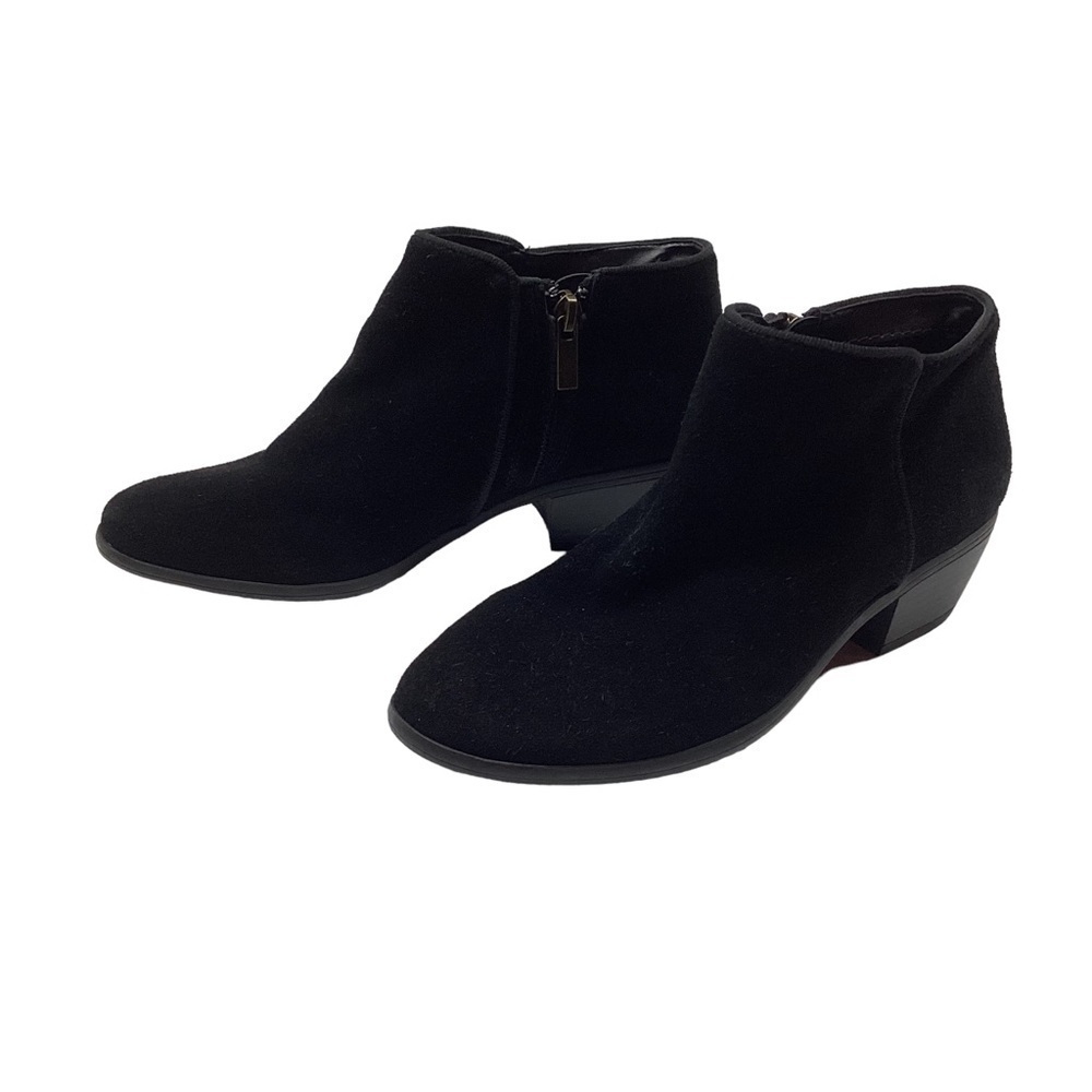 Toetos New York Dallas Women’s Black Suede Booties.  Size 6.5.